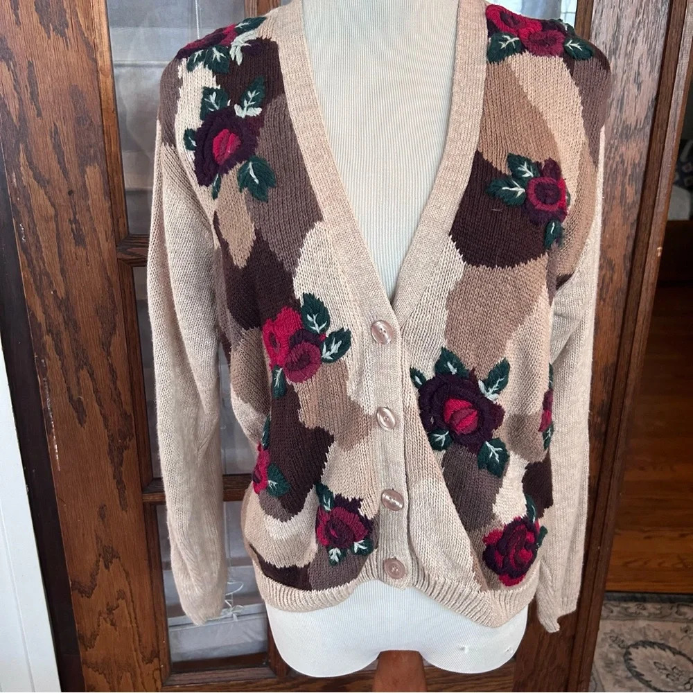 Vintage Milano Design Cream Brown Roses Knit Button Up Cardigan Sweater Size S